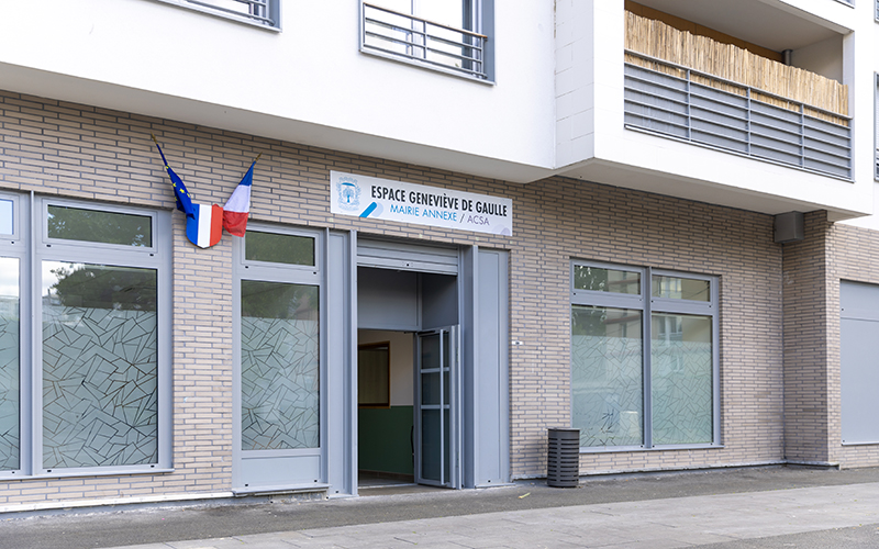 declic ambourget devant